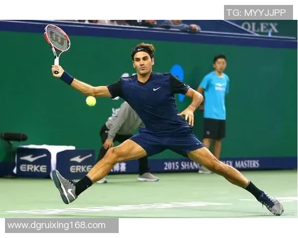 七年级课本中的足球球星：激情与荣耀背后的传奇故事与成长历程